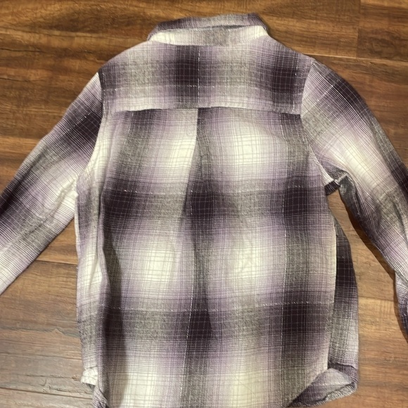 Girls Tractr shirt - Picture 3 of 3